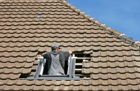 Pose de velux - Feugarolles